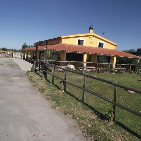 La Posada Hipica Rosalejo  Εξωτερικό φωτογραφία
