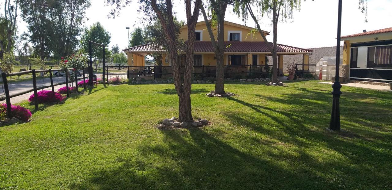 La Posada Hipica Rosalejo  Εξωτερικό φωτογραφία